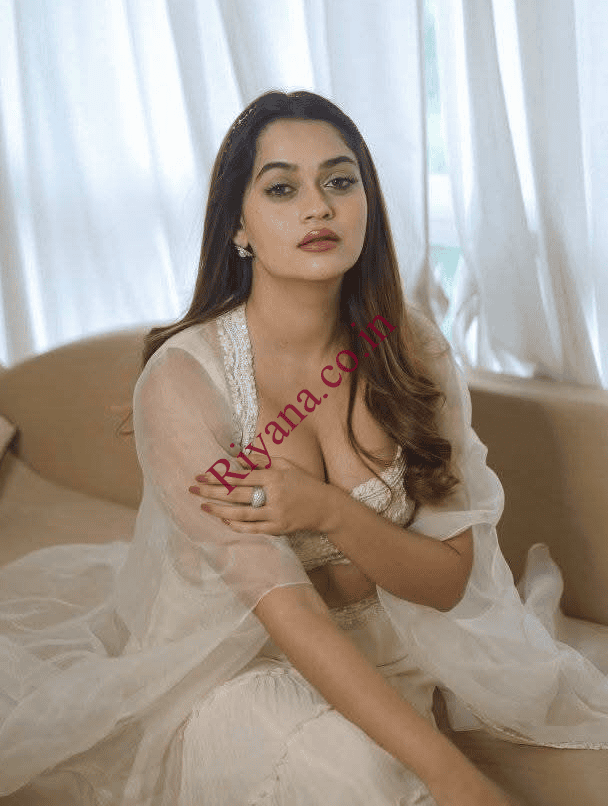 ⑨⑨①①①-⑦⑦②⑨⓪ Call Girls In Okhla Delhi NCR✔️